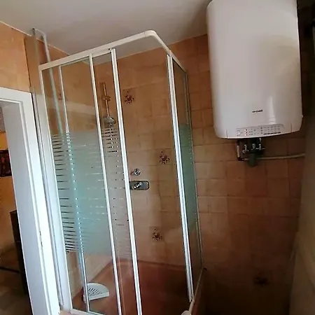 La Stella 2*